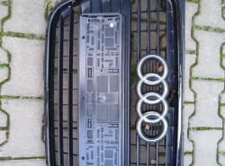 ATRAPA GRILL AUDI A1 8X0853651