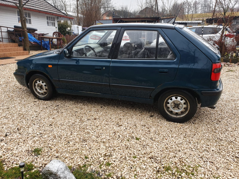 Lusterko lewe manualne Skoda Felicja WARTO !!!