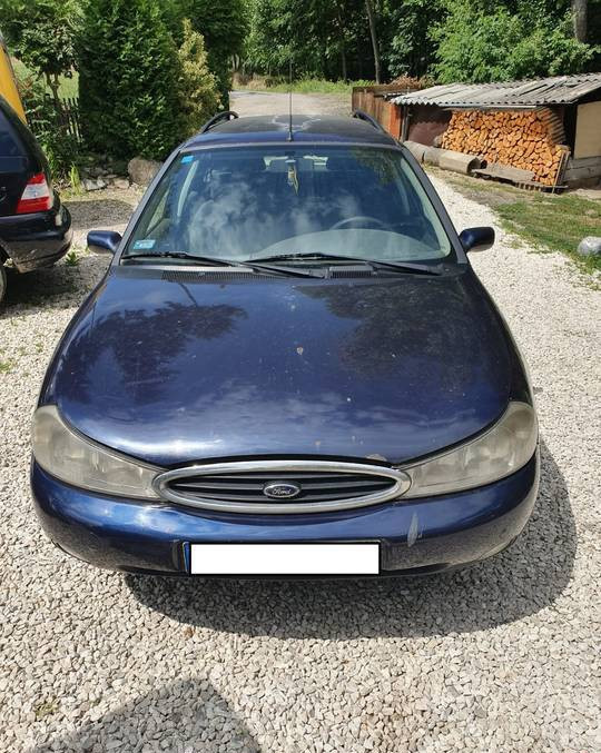 Grill,atrapa Ford Mondeo Mk2 Warto  !!!