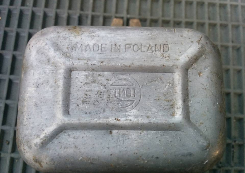 Regulator  12 V      Syrena Zuk Warszawa