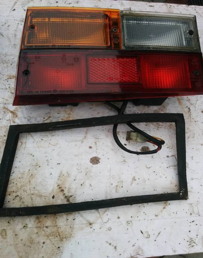Polonez Borewicz lampy tyl L i P strona