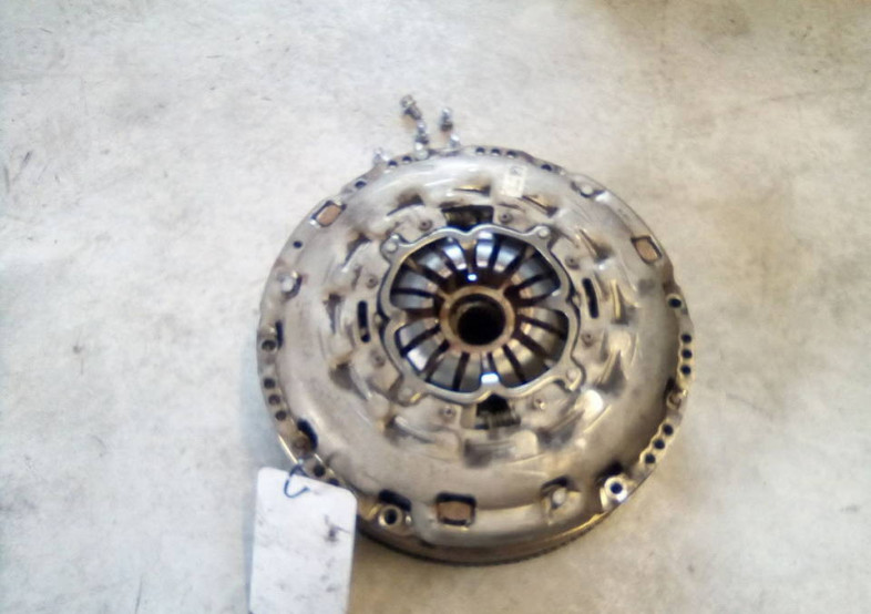 TOYOTA VERSO 1.6 D4D SPRZEGLO DWUMAS 1WW