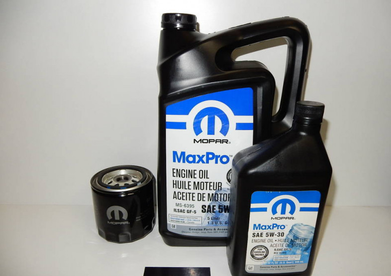 MOPAR OLEJ ATF+4 6L + FILTR SKRZYN 62TE + SILIKON